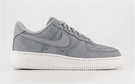 nike air force graues nike zeichen|Nike grey air force 1.